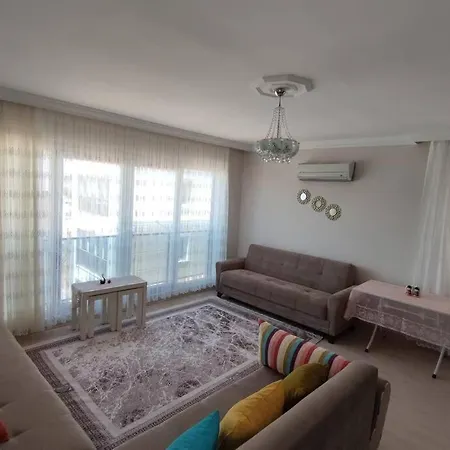 Antalya 1+1 Daire Full Esyali Denize 5 Dk Larada..